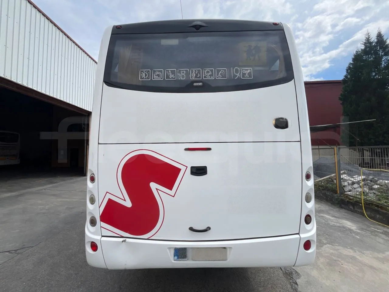 Mercedes-Benz Andecar - Bus pariwisata: gambar 5 Mercedes-Benz Andecar - Bus pariwisata: gambar 5