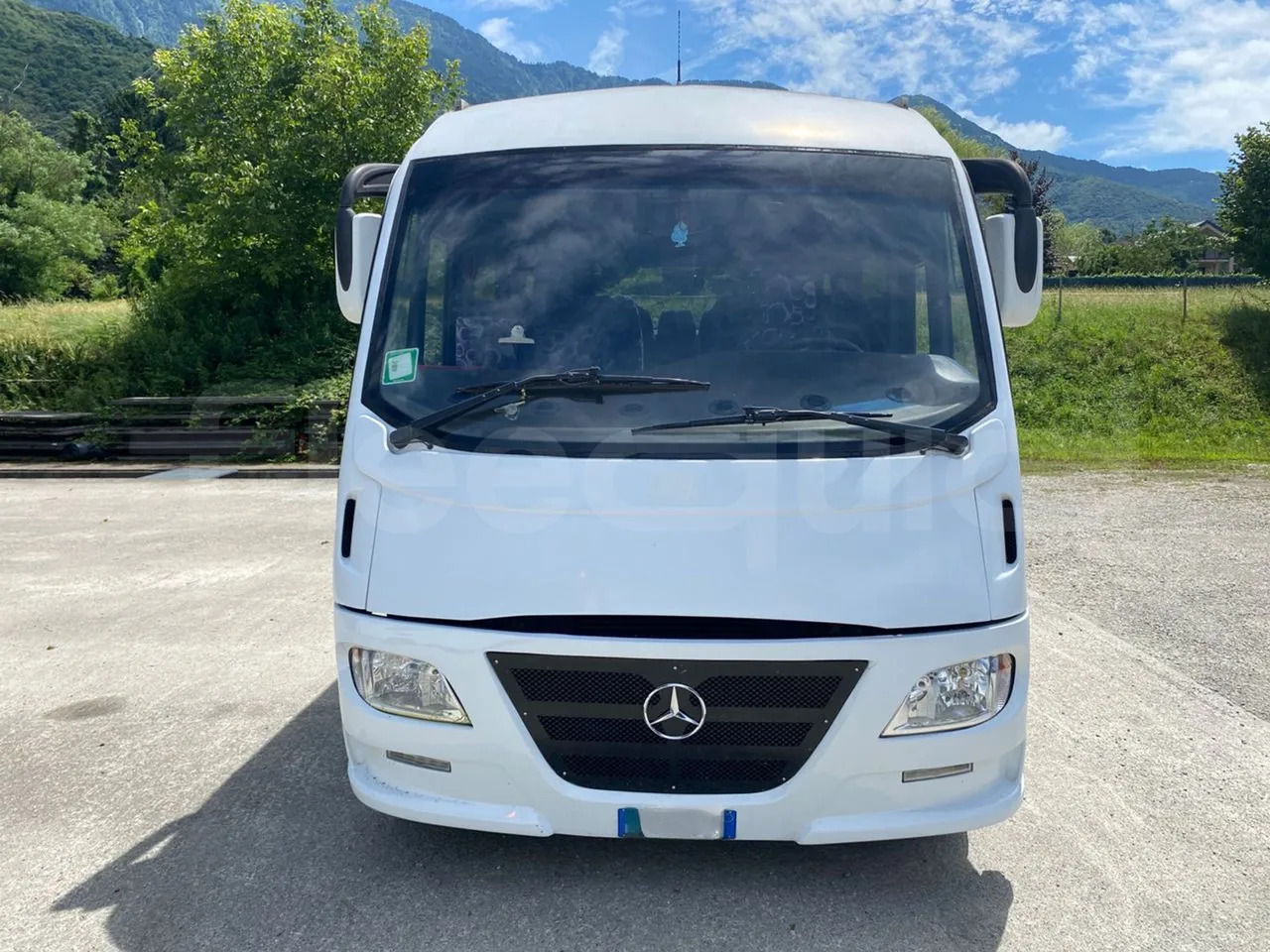Mercedes-Benz Beluga - Bus pariwisata: gambar 2 Mercedes-Benz Beluga - Bus pariwisata: gambar 2