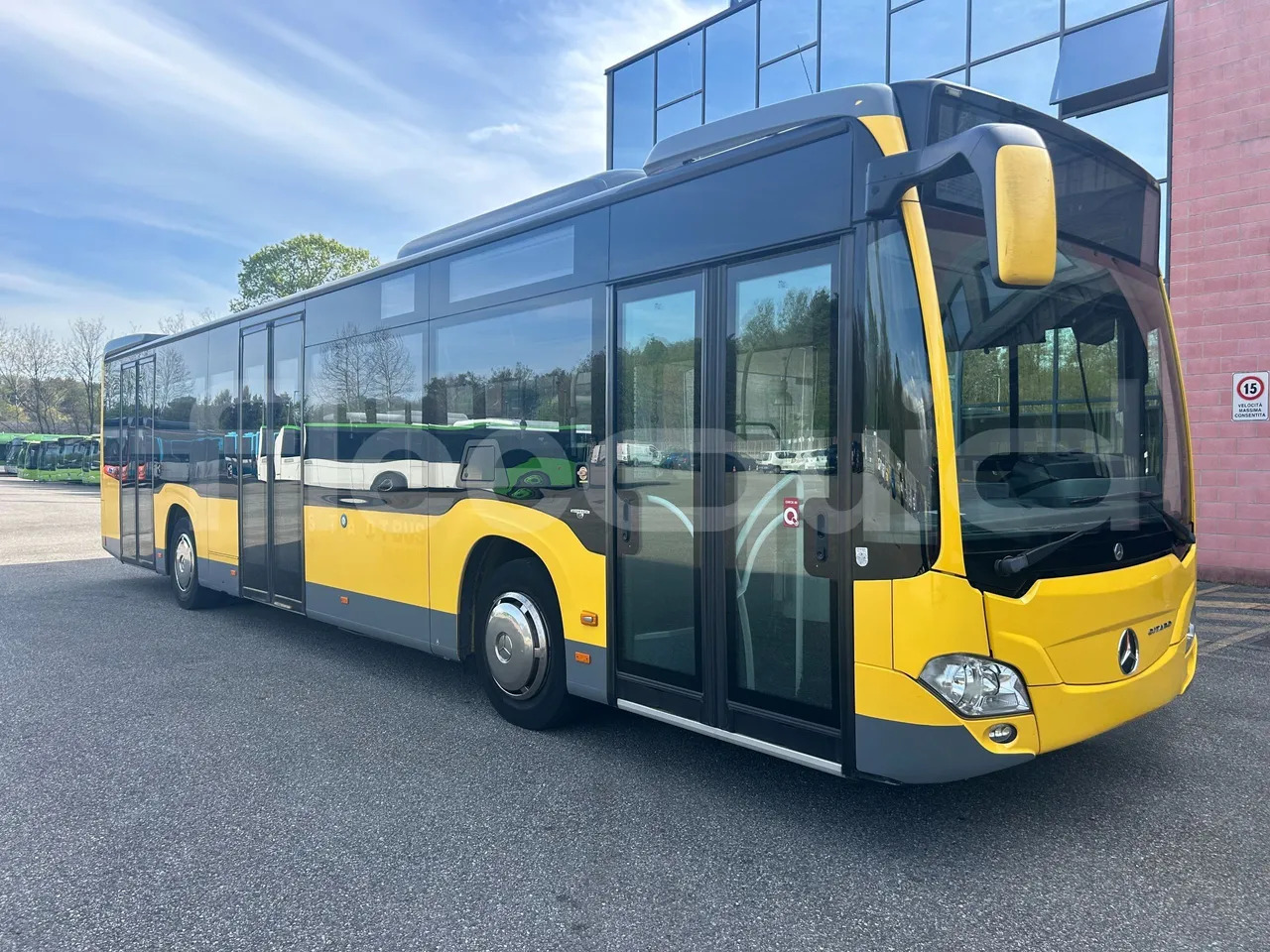 Mercedes-Benz Citaro - Bus kota: gambar 1 Mercedes-Benz Citaro - Bus kota: gambar 1