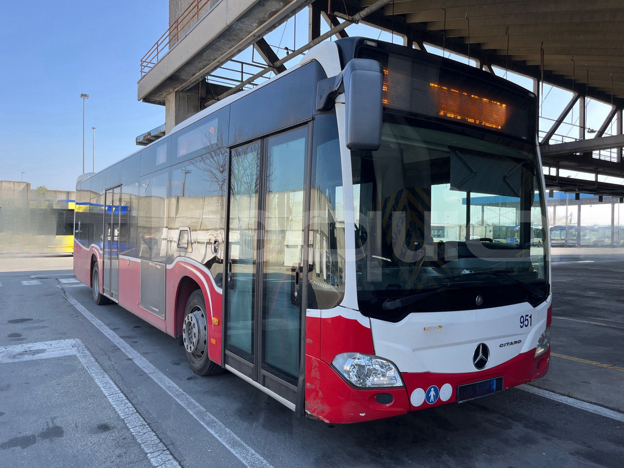 Mercedes-Benz Citaro - Bus kota: gambar 1 Mercedes-Benz Citaro - Bus kota: gambar 1