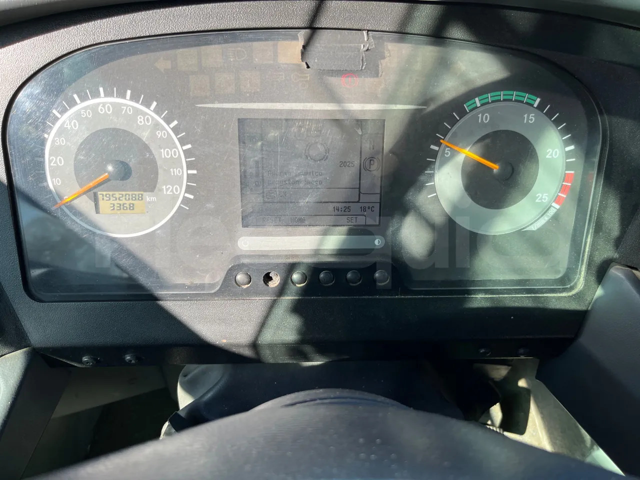 Mercedes-Benz Conecto - Bus tempel: gambar 3 Mercedes-Benz Conecto - Bus tempel: gambar 3