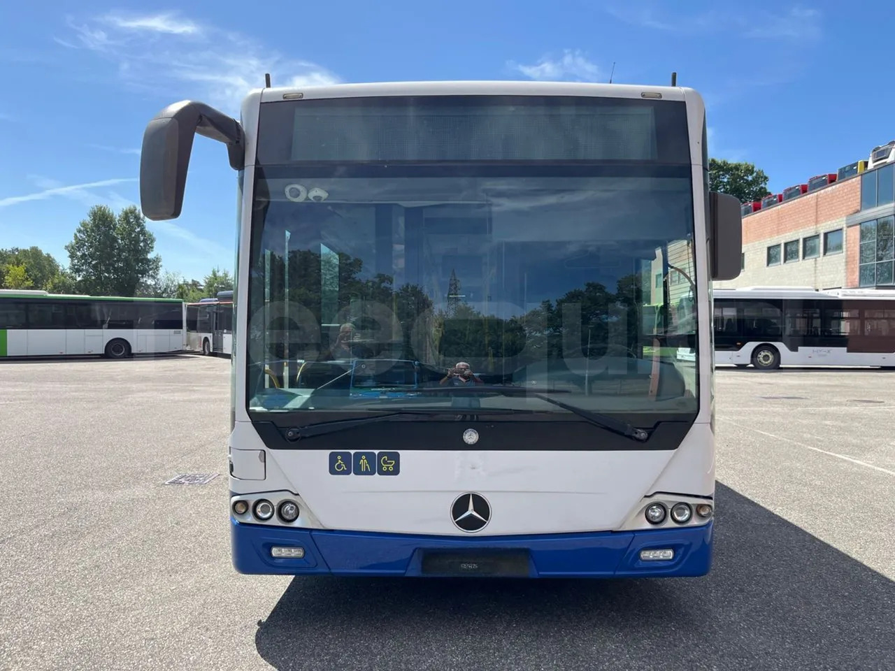 Mercedes-Benz Conecto - Bus kota: gambar 2 Mercedes-Benz Conecto - Bus kota: gambar 2