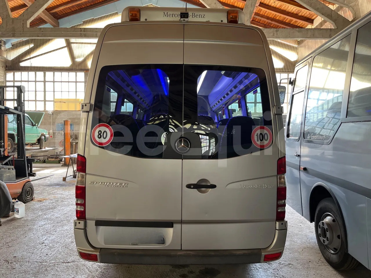 Mercedes-Benz Evobus 0315U - Bus mini, Van penumpang: gambar 5 Mercedes-Benz Evobus 0315U - Bus mini, Van penumpang: gambar 5
