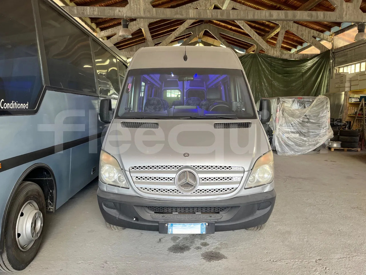 Mercedes-Benz Evobus 0315U - Bus mini, Van penumpang: gambar 2 Mercedes-Benz Evobus 0315U - Bus mini, Van penumpang: gambar 2