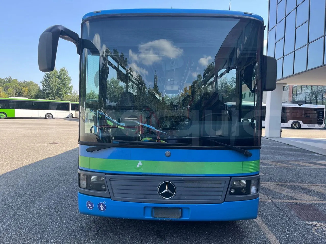 Mercedes-Benz Integro - Bus kota: gambar 2 Mercedes-Benz Integro - Bus kota: gambar 2