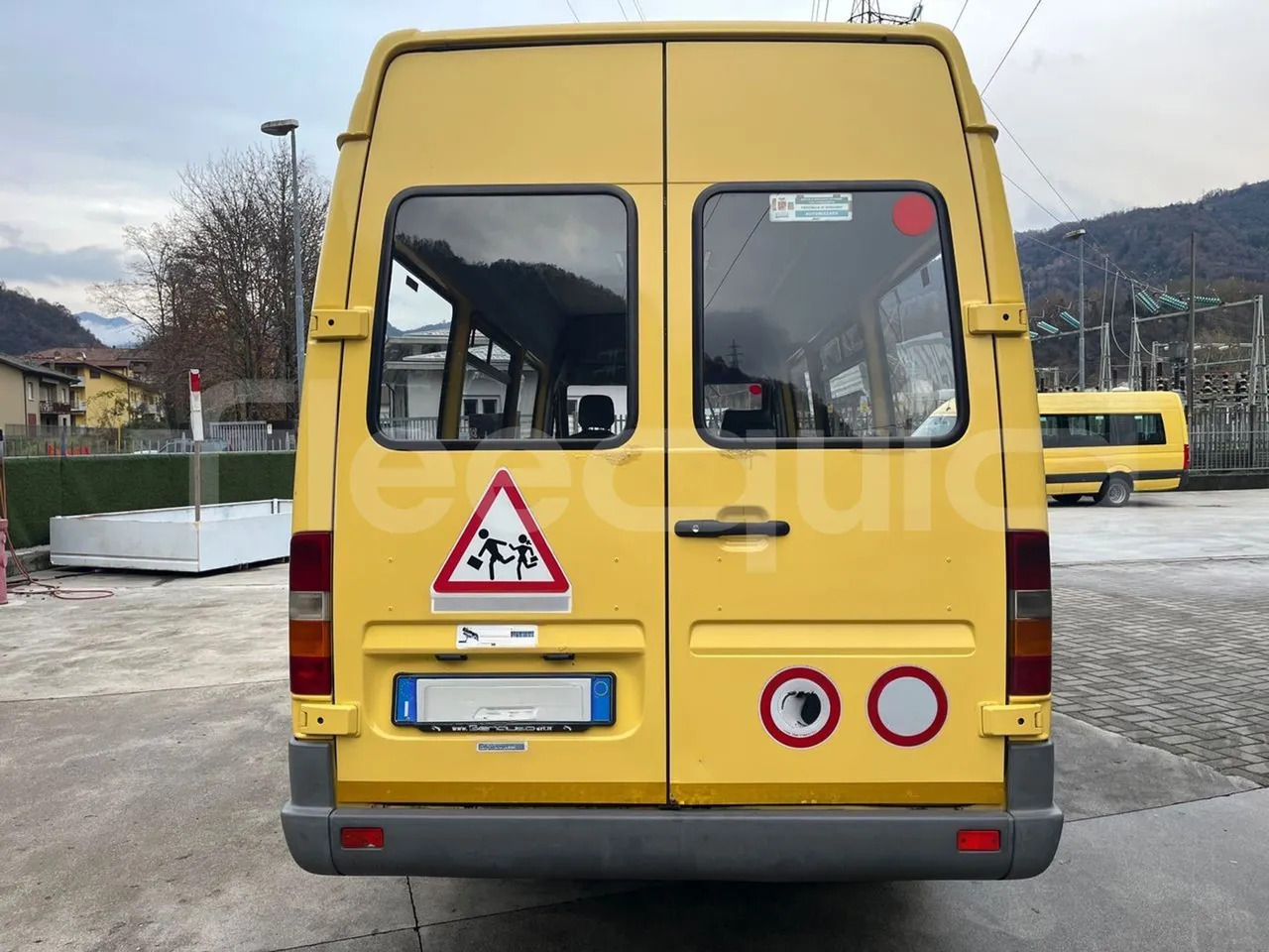 Mercedes-Benz Sprinter - Bus mini, Van penumpang: gambar 5 Mercedes-Benz Sprinter - Bus mini, Van penumpang: gambar 5