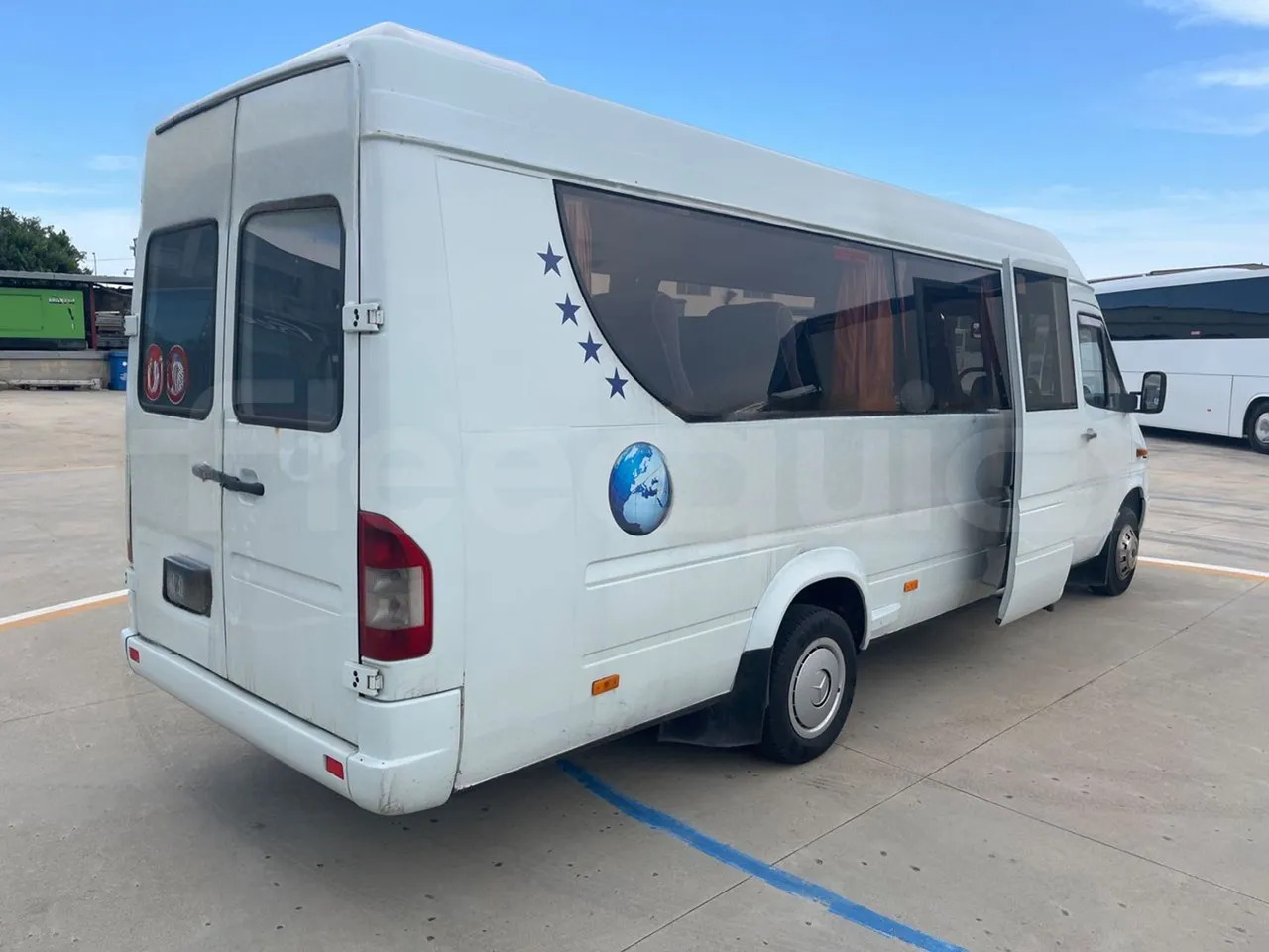 Bus mini, Van penumpang Mercedes-Benz Sprinter: gambar 9