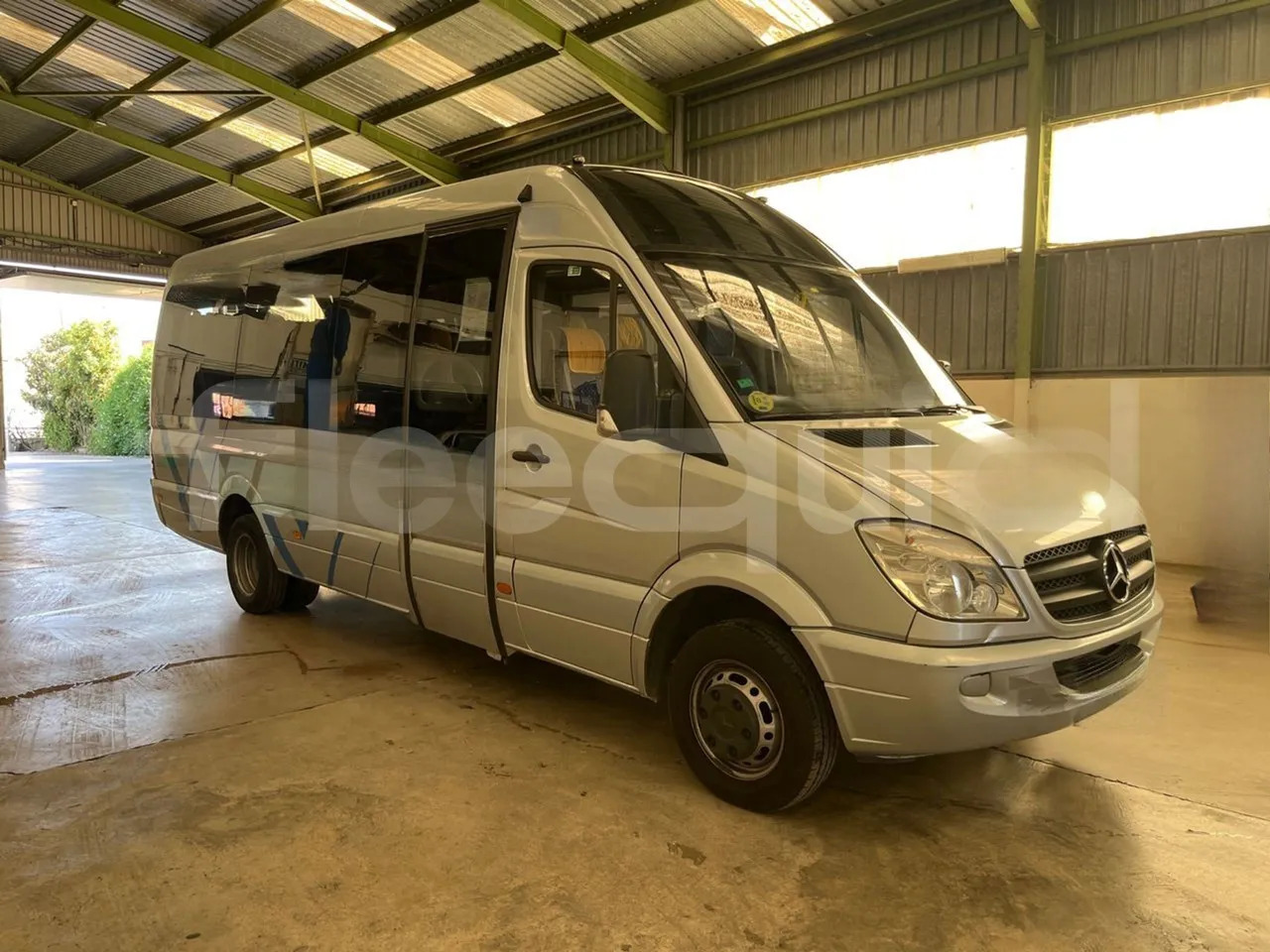 Mercedes-Benz Sprinter - Bus mini, Van penumpang: gambar 1 Mercedes-Benz Sprinter - Bus mini, Van penumpang: gambar 1