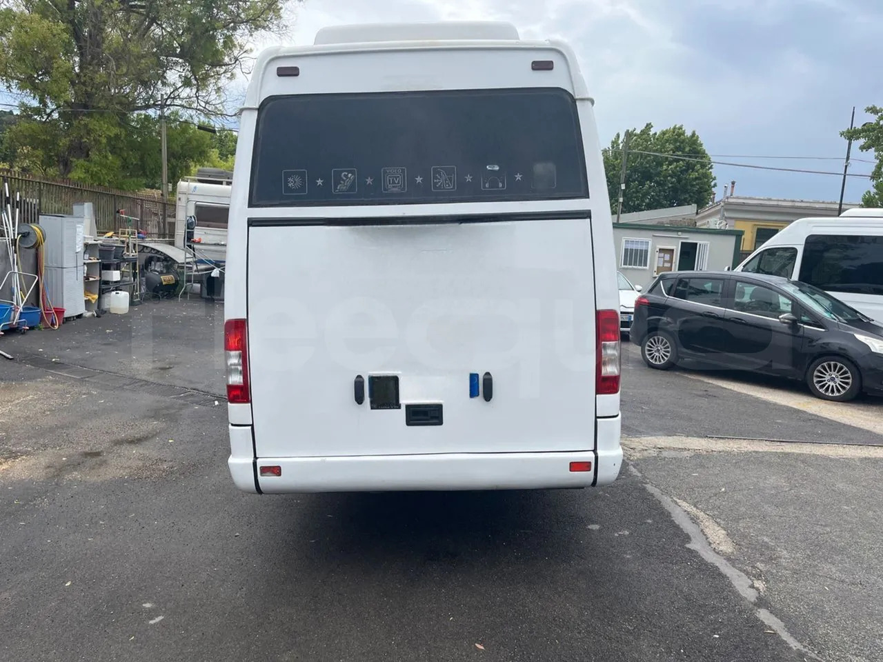 Mercedes-Benz Sprinter - Bus mini, Van penumpang: gambar 5 Mercedes-Benz Sprinter - Bus mini, Van penumpang: gambar 5