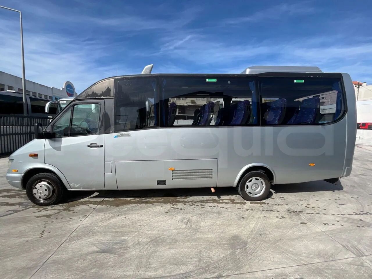 Mercedes-Benz Sprinter - Bus pinggiran kota: gambar 3 Mercedes-Benz Sprinter - Bus pinggiran kota: gambar 3
