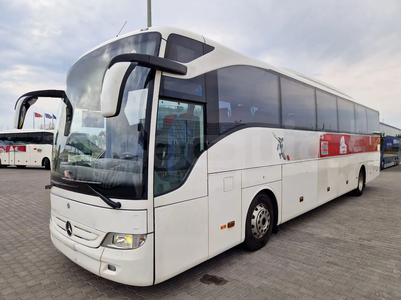 Mercedes-Benz Tourismo - Bus pariwisata: gambar 4 Mercedes-Benz Tourismo - Bus pariwisata: gambar 4