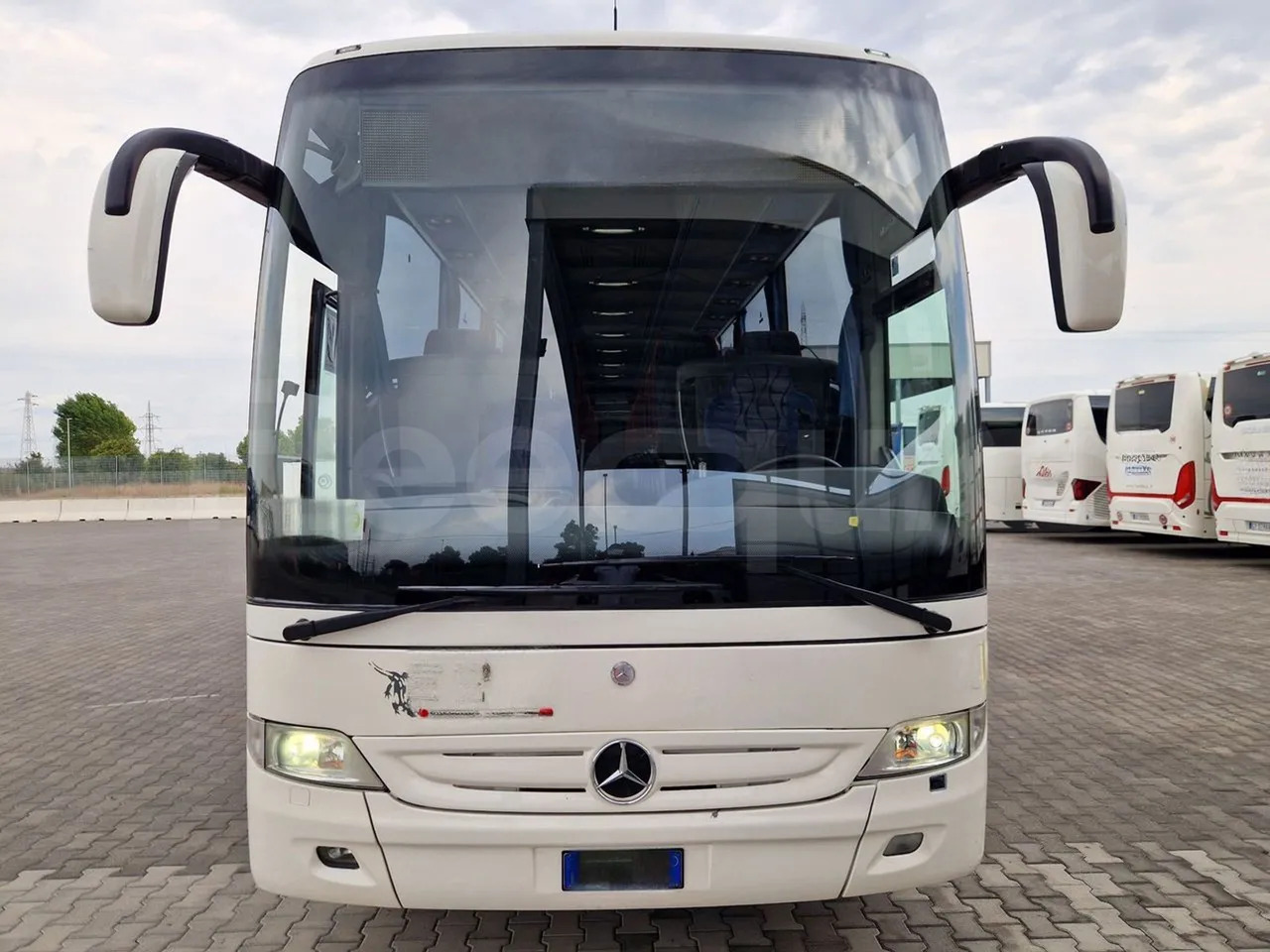 Mercedes-Benz Tourismo - Bus pariwisata: gambar 2 Mercedes-Benz Tourismo - Bus pariwisata: gambar 2