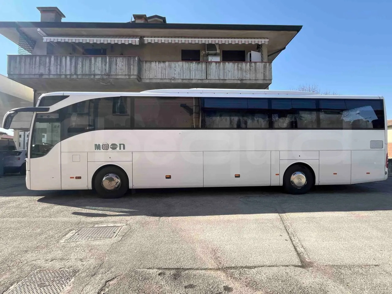 Mercedes-Benz Tourismo - Bus pariwisata: gambar 3 Mercedes-Benz Tourismo - Bus pariwisata: gambar 3