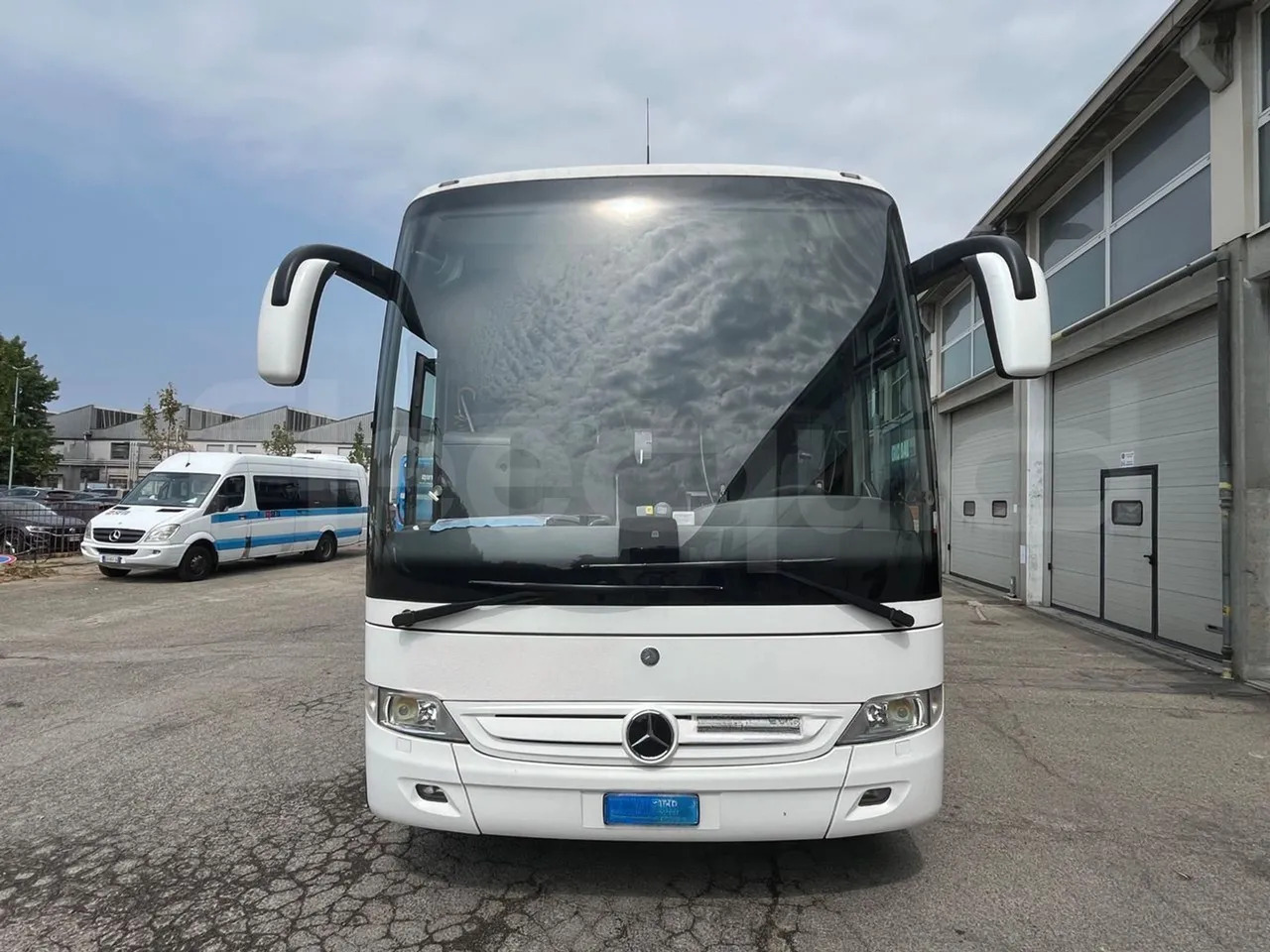 Mercedes-Benz Tourismo - Bus pariwisata: gambar 2 Mercedes-Benz Tourismo - Bus pariwisata: gambar 2