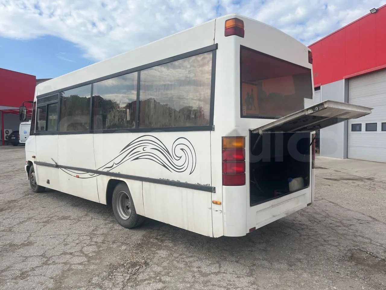 Mercedes-Benz Vario - Bus mini, Van penumpang: gambar 5 Mercedes-Benz Vario - Bus mini, Van penumpang: gambar 5