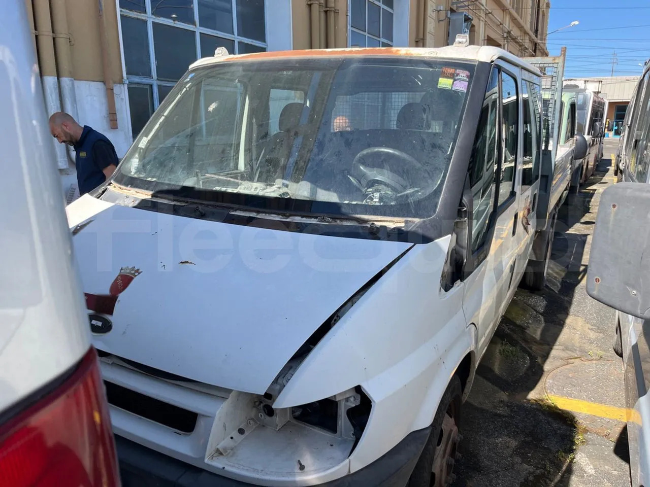 N. 4 Ford Transit - Bus mini, Van penumpang: gambar 2 N. 4 Ford Transit - Bus mini, Van penumpang: gambar 2