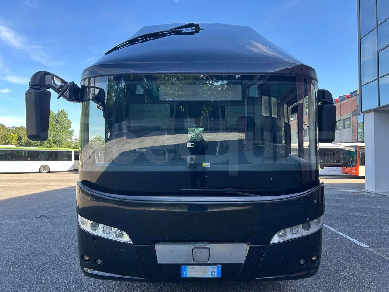 Neoplan Starliner - Bus pariwisata: gambar 2 Neoplan Starliner - Bus pariwisata: gambar 2