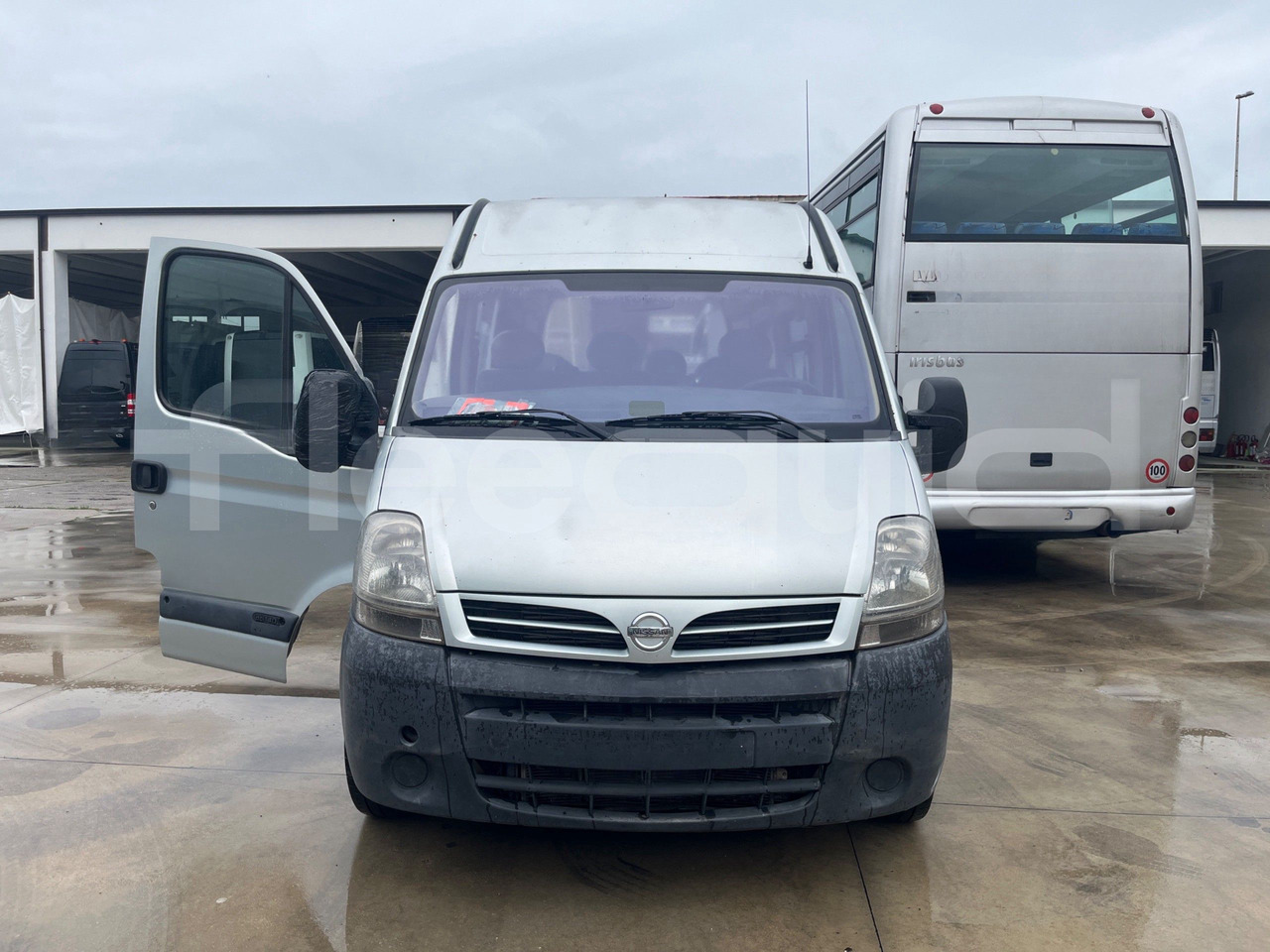 Nissan Interstar - Bus mini, Van penumpang: gambar 2 Nissan Interstar - Bus mini, Van penumpang: gambar 2
