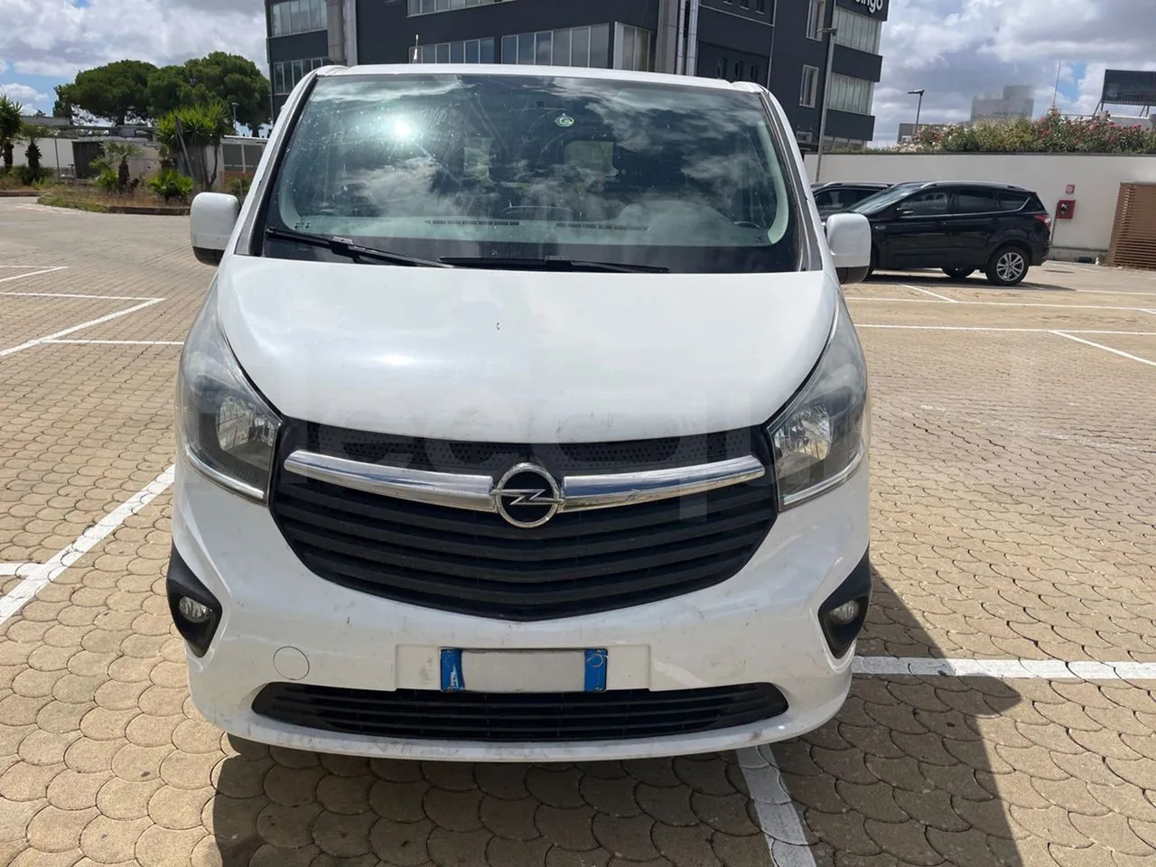 Opel Vivaro - B - Bus mini, Van penumpang: gambar 2 Opel Vivaro - B - Bus mini, Van penumpang: gambar 2