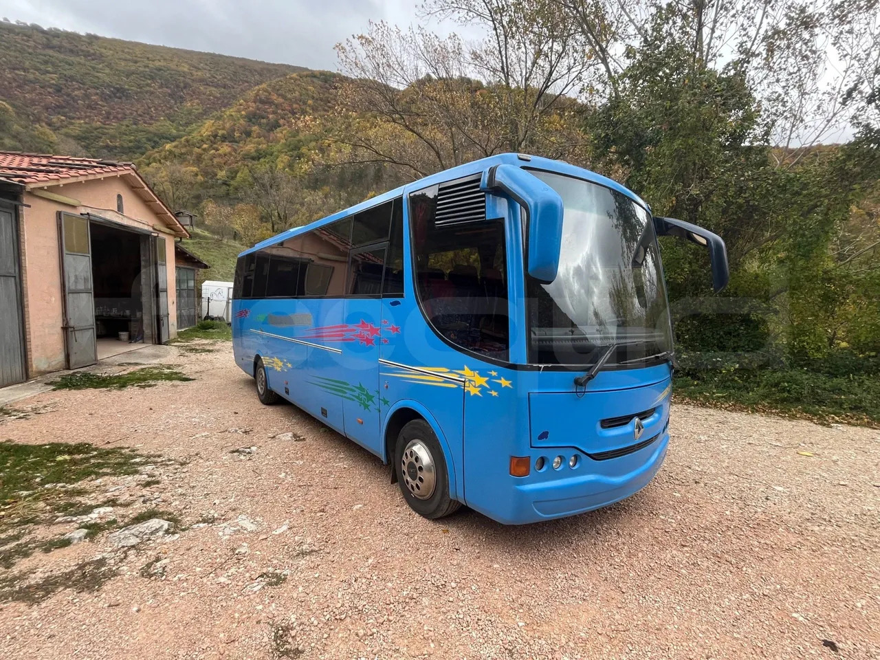 Renault Millenium 250 - Bus pariwisata: gambar 1 Renault Millenium 250 - Bus pariwisata: gambar 1