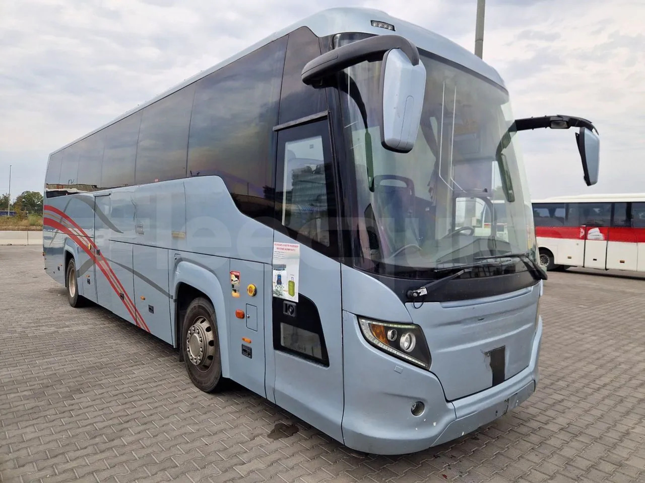 Scania Touring HD - Bus pariwisata: gambar 1 Scania Touring HD - Bus pariwisata: gambar 1