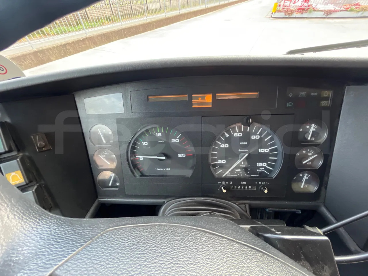 Setra S328 - Bus pariwisata: gambar 3 Setra S328 - Bus pariwisata: gambar 3