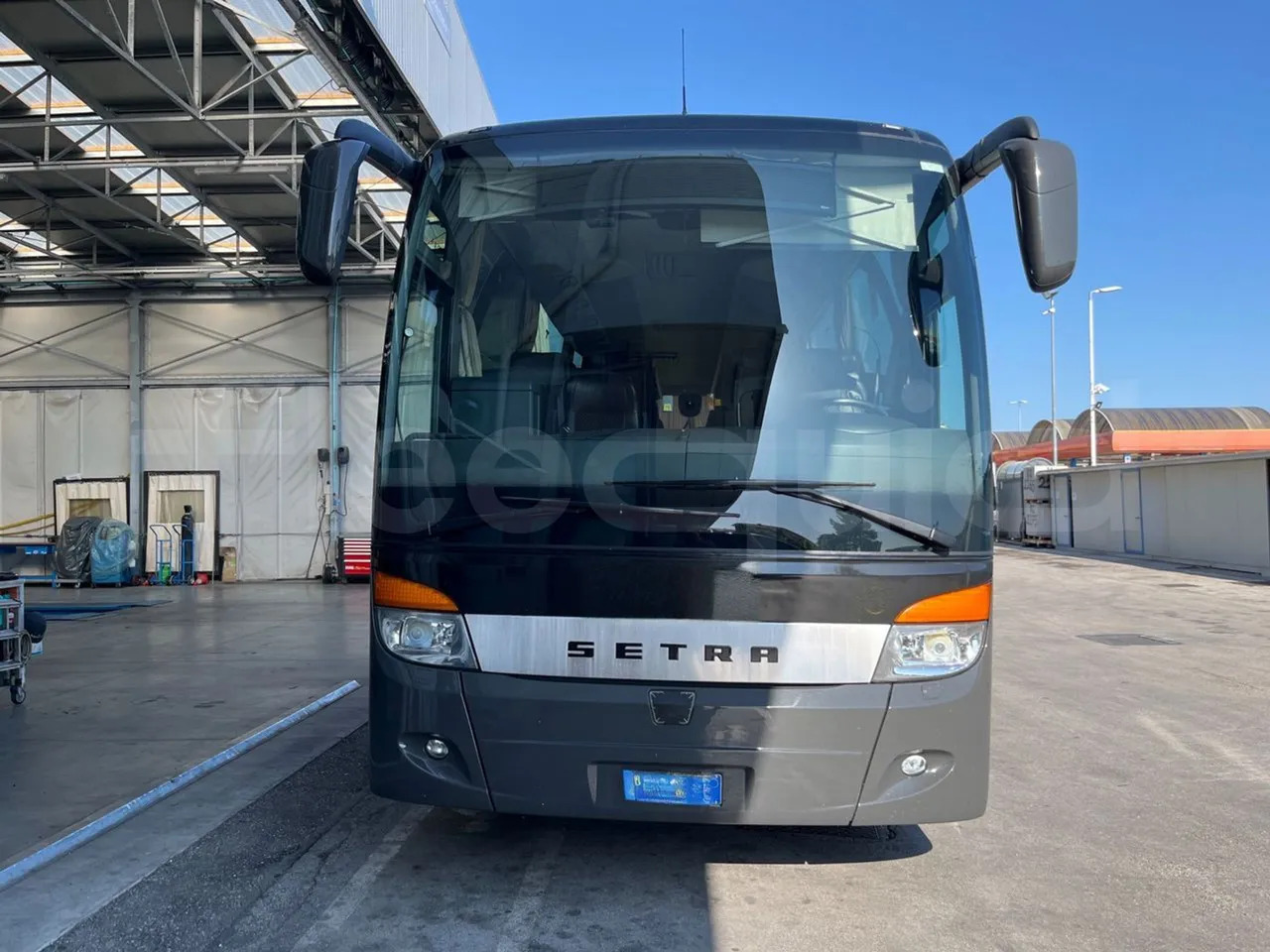 Setra S415 - Bus pariwisata: gambar 2 Setra S415 - Bus pariwisata: gambar 2