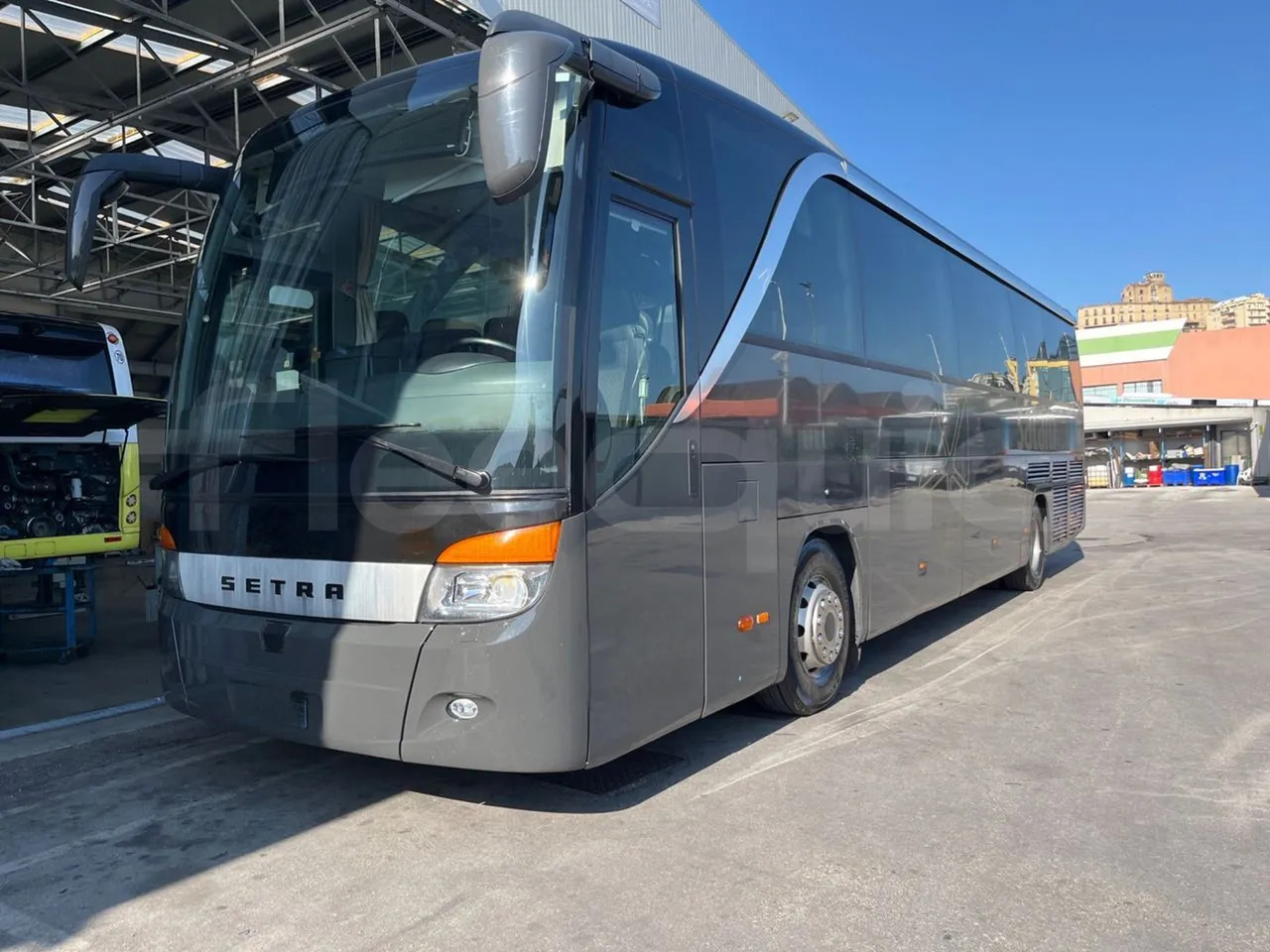 Setra S415 - Bus pariwisata: gambar 4 Setra S415 - Bus pariwisata: gambar 4