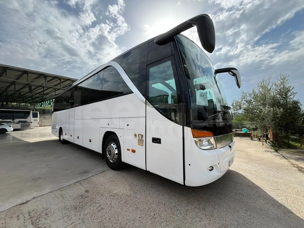Setra S415 - Bus pariwisata: gambar 1 Setra S415 - Bus pariwisata: gambar 1