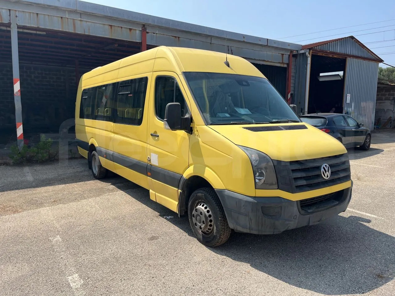 Volkswagen Crafter - Bus pariwisata: gambar 1 Volkswagen Crafter - Bus pariwisata: gambar 1