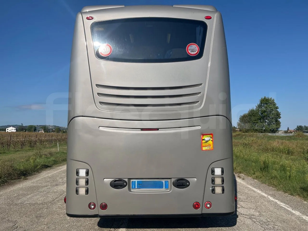 Volvo Barbi Genesis - Bus pariwisata: gambar 5 Volvo Barbi Genesis - Bus pariwisata: gambar 5