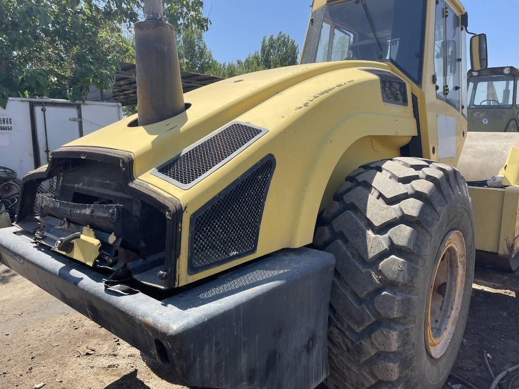 Bomag 226-4 - Pemadat: gambar 2 Bomag 226-4 - Pemadat: gambar 2