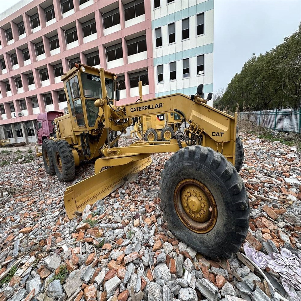 CAT 140 G - Grader: gambar 5 CAT 140 G - Grader: gambar 5