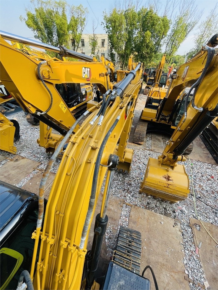 Ekskavator perayap CAT 312 2gc: gambar 16