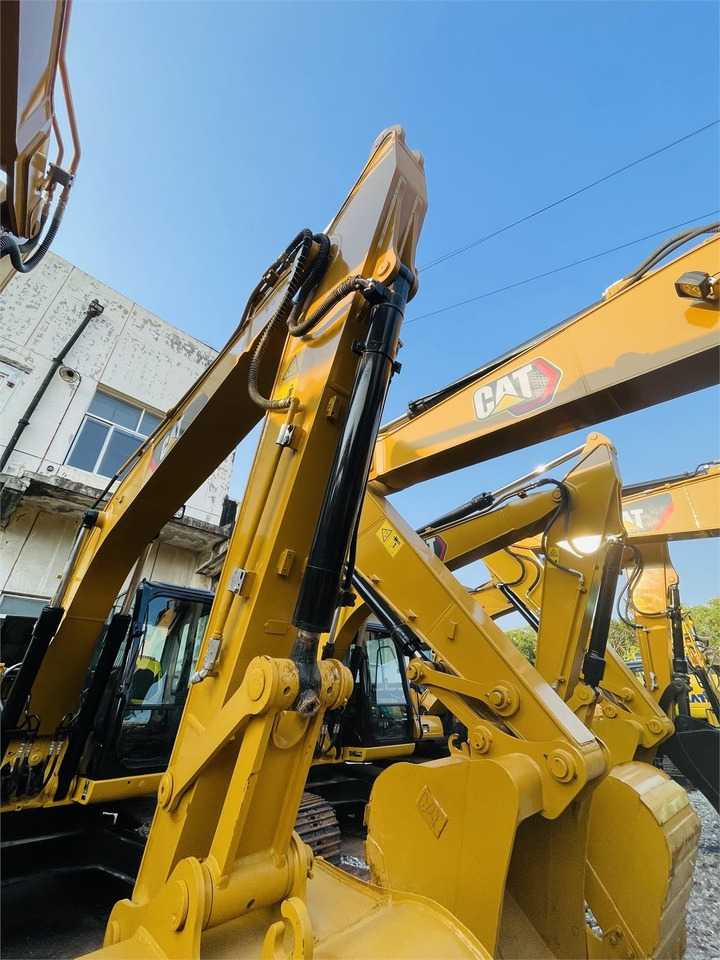 Ekskavator perayap CAT 312 2gc: gambar 9