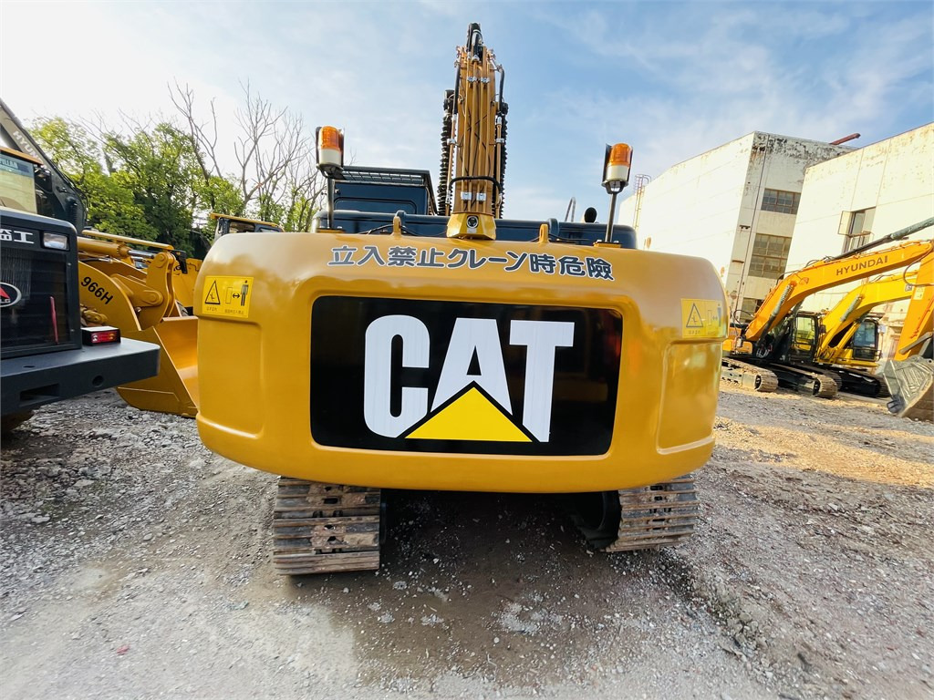 Ekskavator CAT 320D2 L: gambar 8