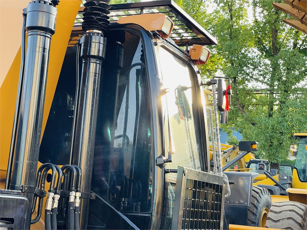 Ekskavator CAT 320D2 L: gambar 27