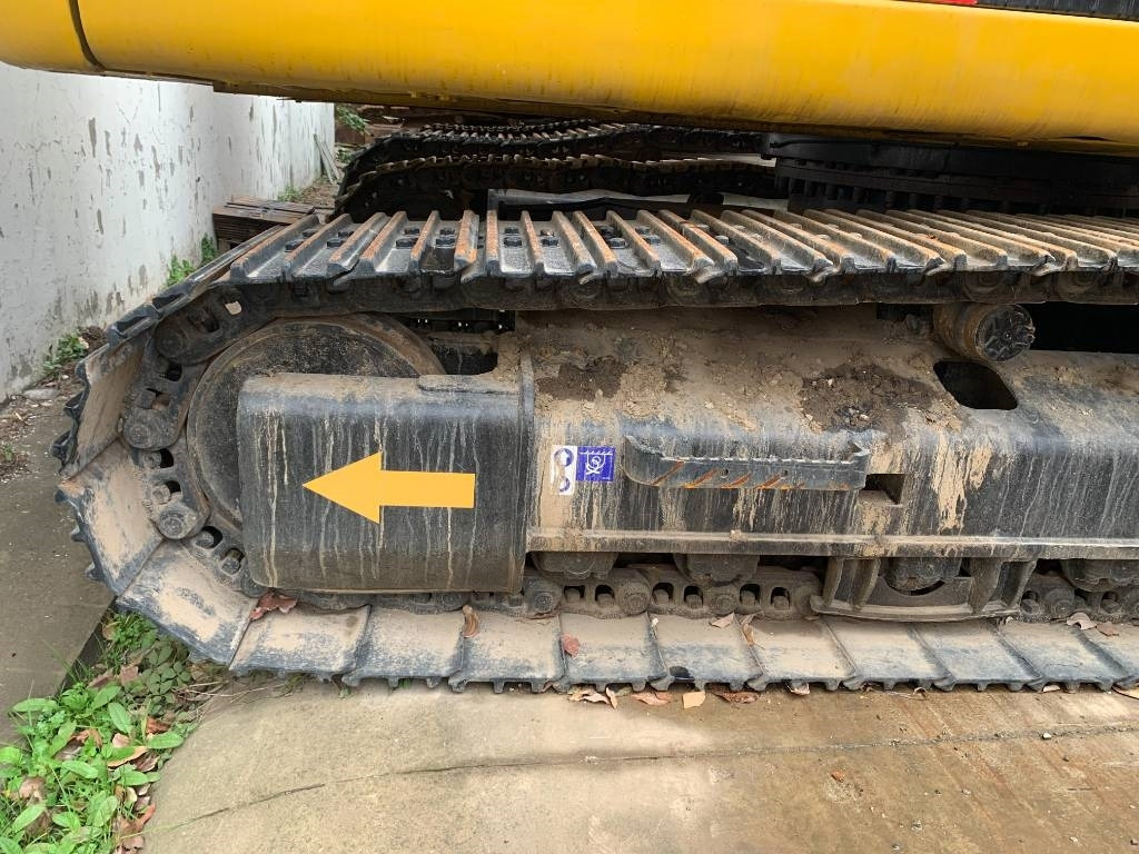 CAT 323 D L - Ekskavator perayap: gambar 2 CAT 323 D L - Ekskavator perayap: gambar 2