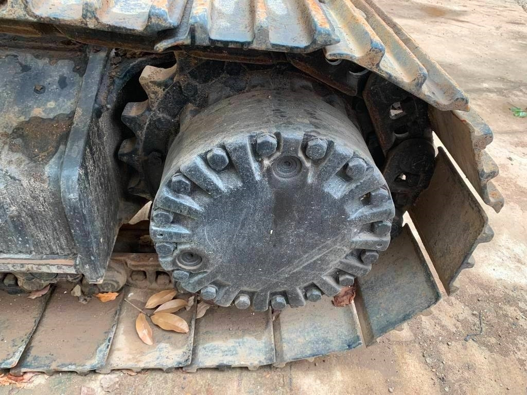 CAT 323 D L - Ekskavator perayap: gambar 4 CAT 323 D L - Ekskavator perayap: gambar 4