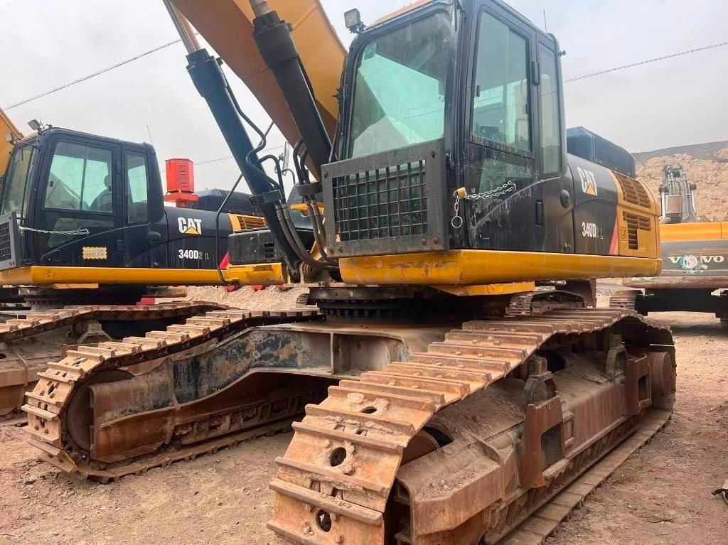 CAT 340D2L - Ekskavator perayap: gambar 2 CAT 340D2L - Ekskavator perayap: gambar 2