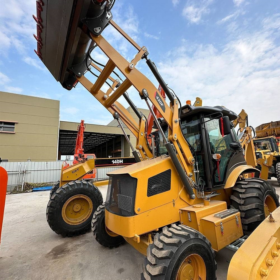 CAT 420 F - Backhoe loader: gambar 1 CAT 420 F - Backhoe loader: gambar 1