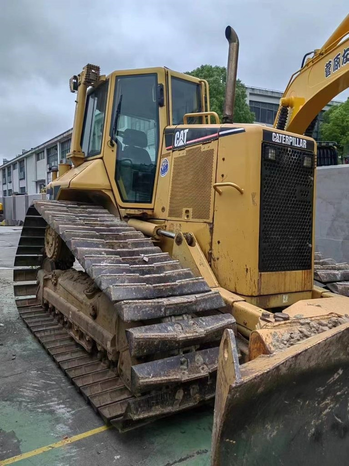 CAT D5N - Bulldozer: gambar 4 CAT D5N - Bulldozer: gambar 4