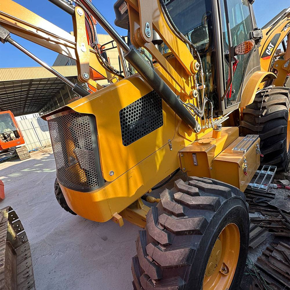 CATERPILLAR 420F - Backhoe loader: gambar 2 CATERPILLAR 420F - Backhoe loader: gambar 2