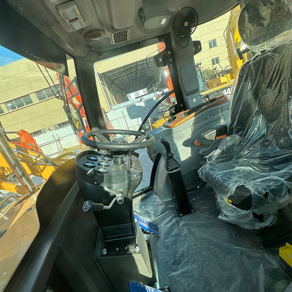 CATERPILLAR 420F - Backhoe loader: gambar 4 CATERPILLAR 420F - Backhoe loader: gambar 4