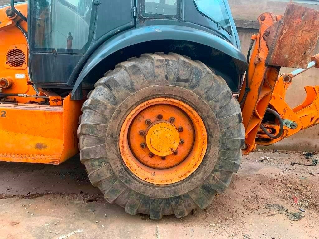 Case 580 M - Backhoe loader: gambar 4 Case 580 M - Backhoe loader: gambar 4