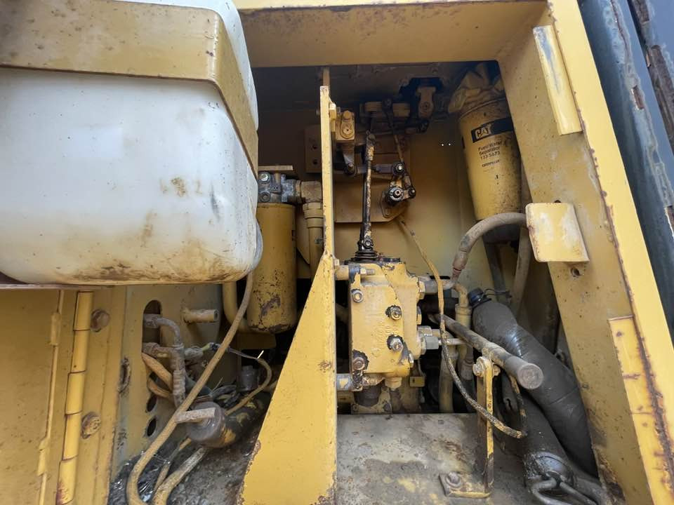 Caterpillar D6G2 LGP - Bulldozer: gambar 3 Caterpillar D6G2 LGP - Bulldozer: gambar 3