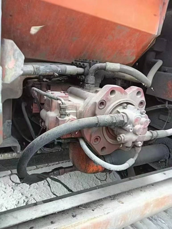 Doosan DX 225 DH225LC-9 - Ekskavator perayap: gambar 5 Doosan DX 225 DH225LC-9 - Ekskavator perayap: gambar 5