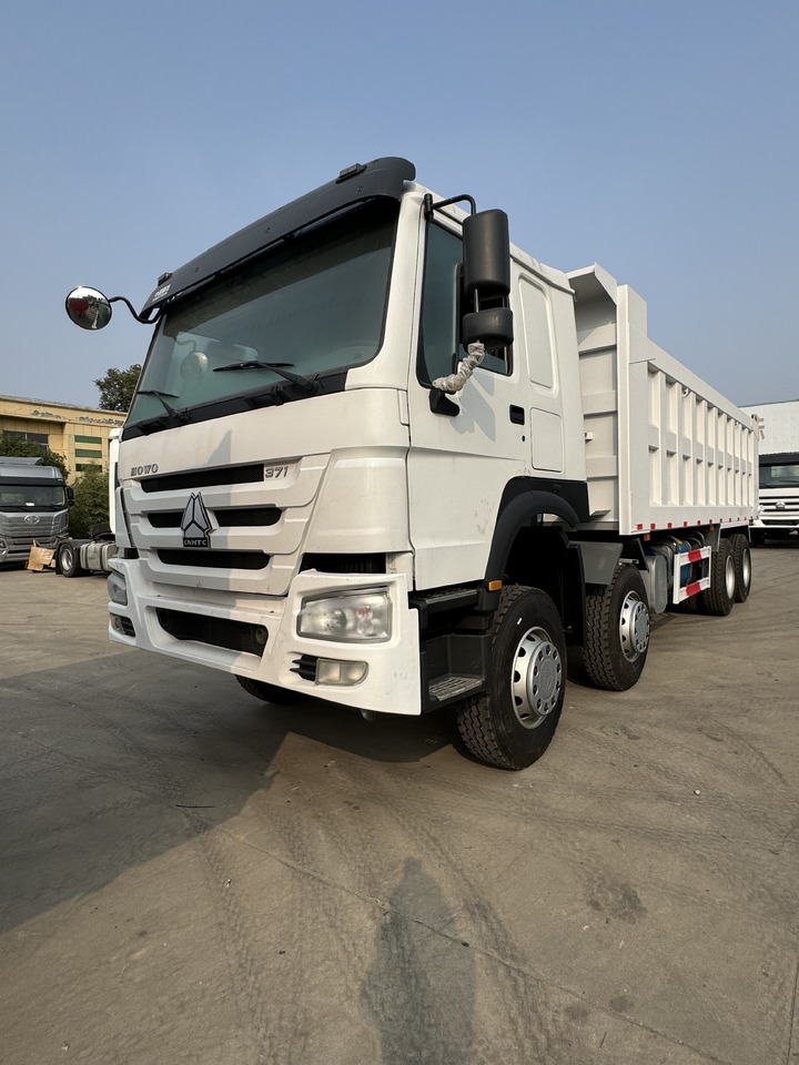 HOWO 8x4 - Tempat sampah: gambar 1 HOWO 8x4 - Tempat sampah: gambar 1