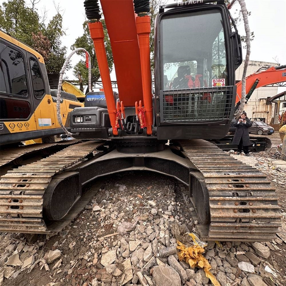 Hitachi ZX 200-3 G - Ekskavator perayap: gambar 3 Hitachi ZX 200-3 G - Ekskavator perayap: gambar 3