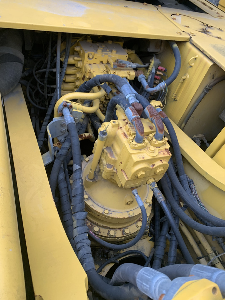 KOMATSU PC350-7 - Ekskavator perayap: gambar 5 KOMATSU PC350-7 - Ekskavator perayap: gambar 5